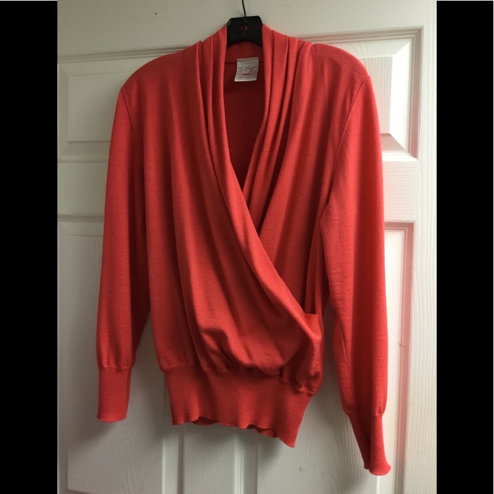 Mondi coral sweater size 42 (M)